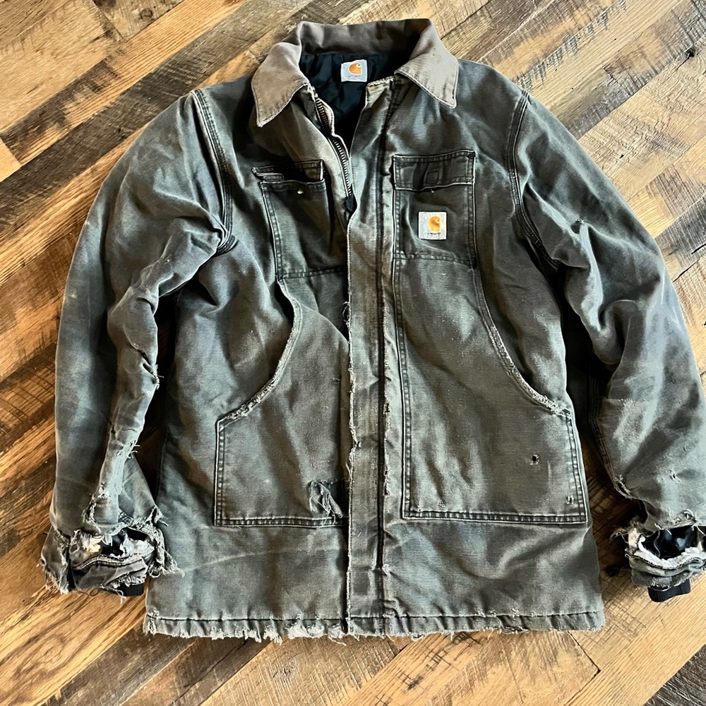 Carhart men’s chore coat.